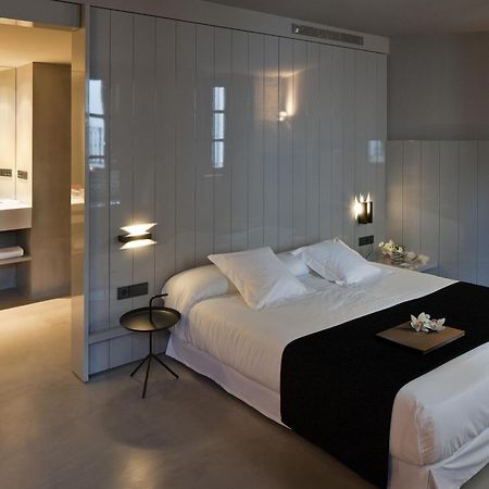 ולנסיה Caro Hotel מראה חיצוני תמונה A room at the hotel