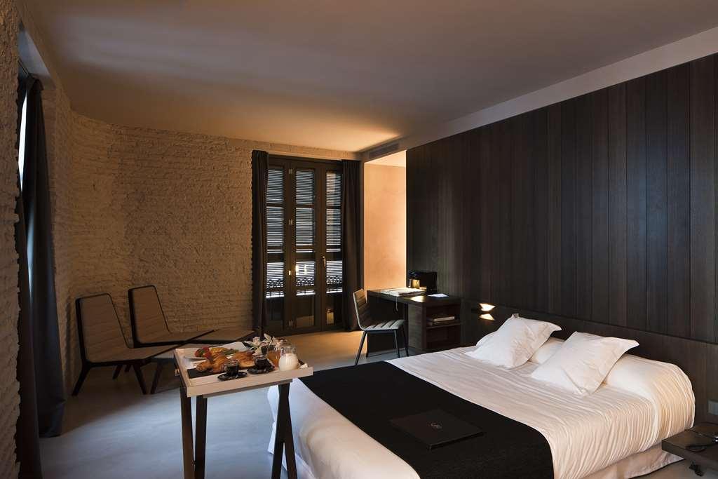ולנסיה Caro Hotel חדר תמונה A room at the hotel