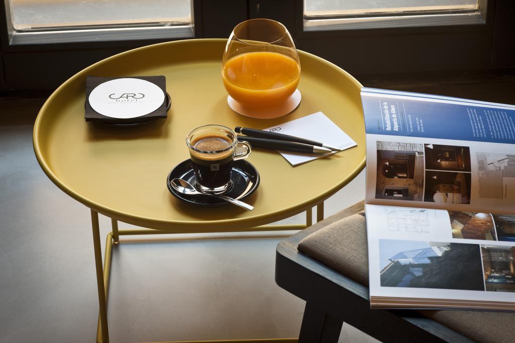 ולנסיה Caro Hotel מראה חיצוני תמונה A coffee table